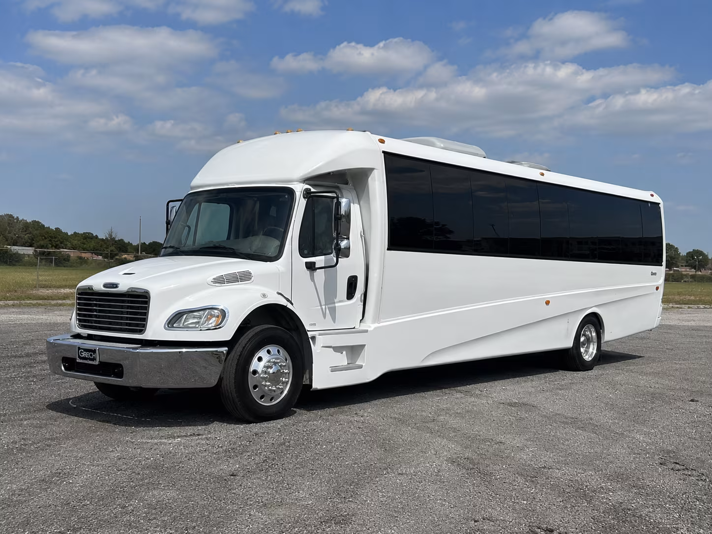 edina 50 passenger party bus