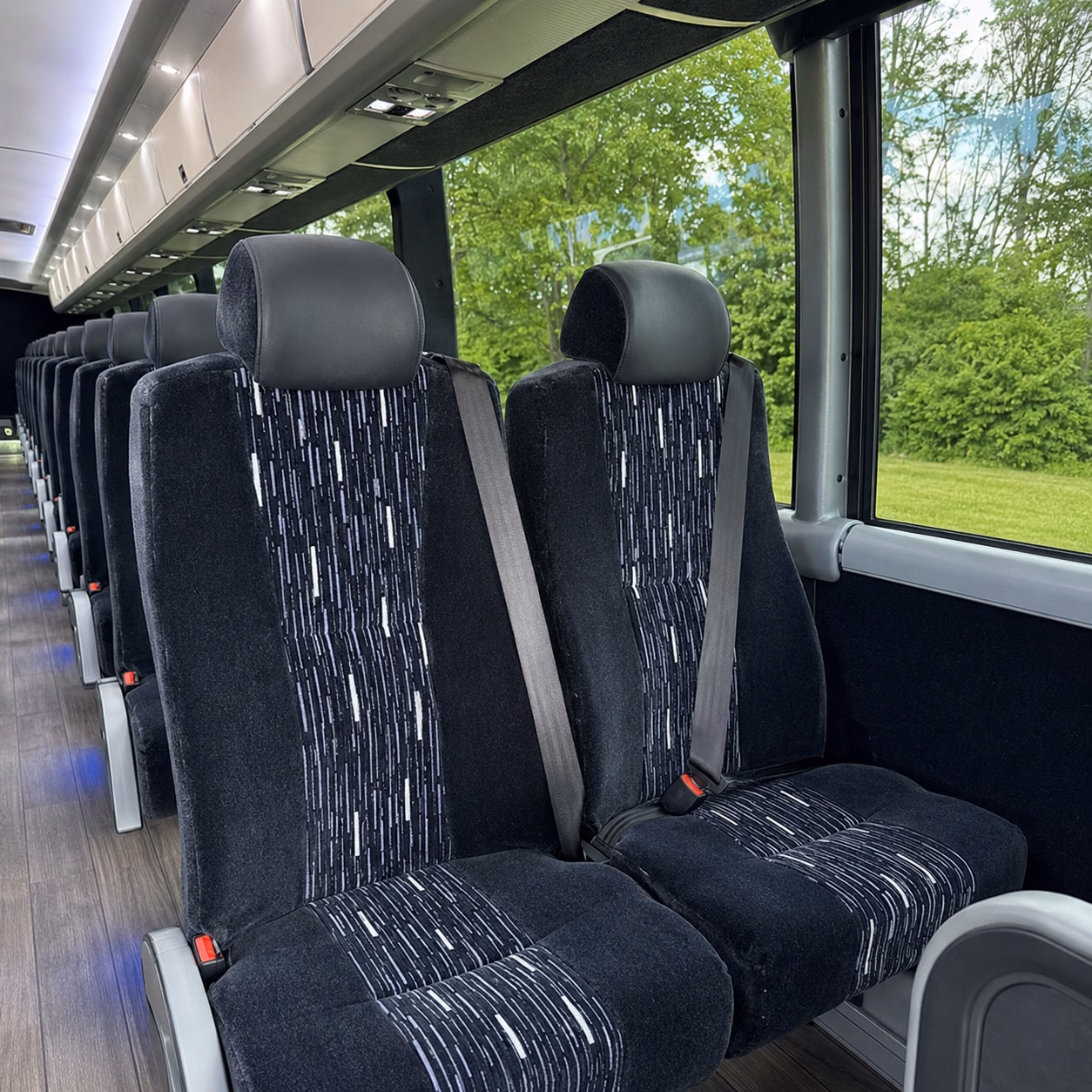 how the type of bus you choose changes the price in edina minnesota