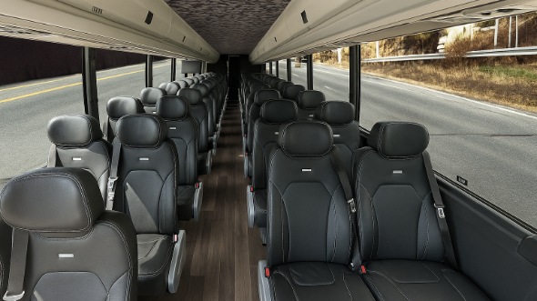 minnetonka 28 passenger minibus