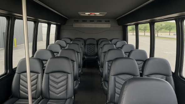 st louis park 28 passenger minibus